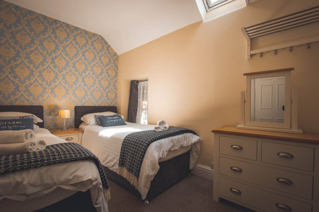 Noddfa Country House