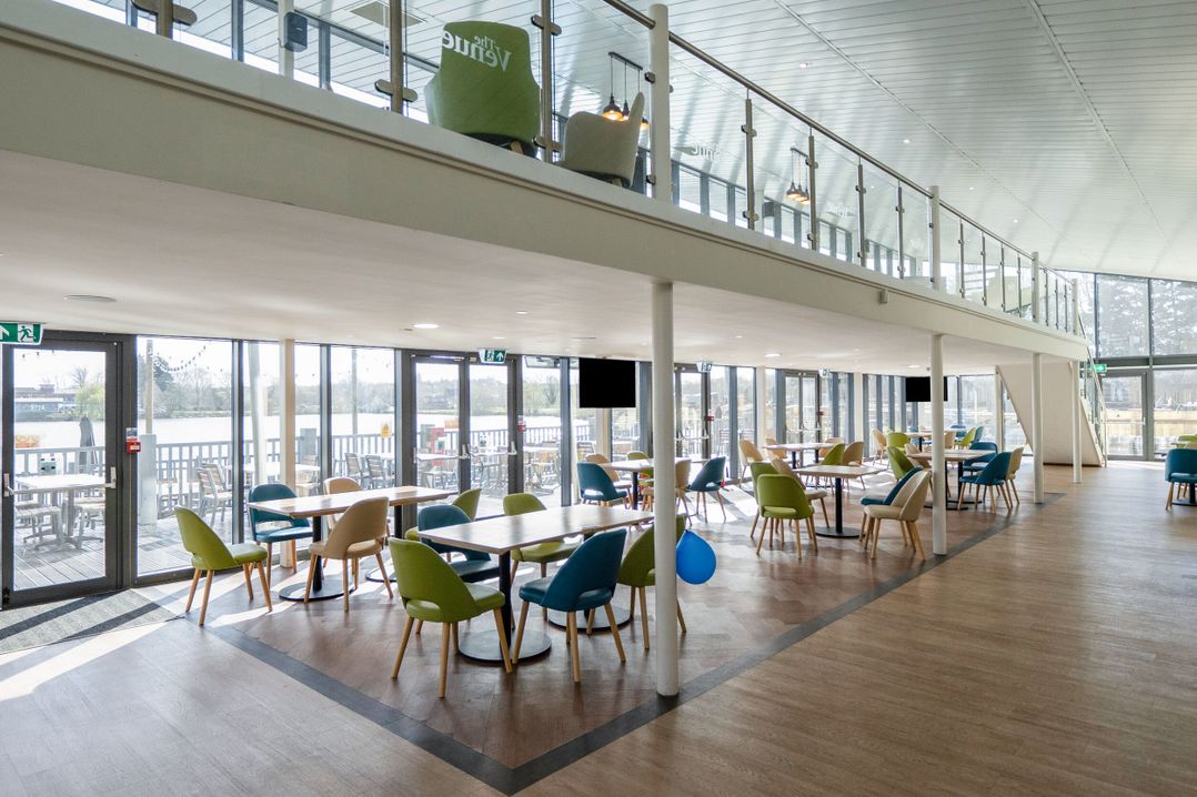 Starlight Skylight - Billing Aquadrome