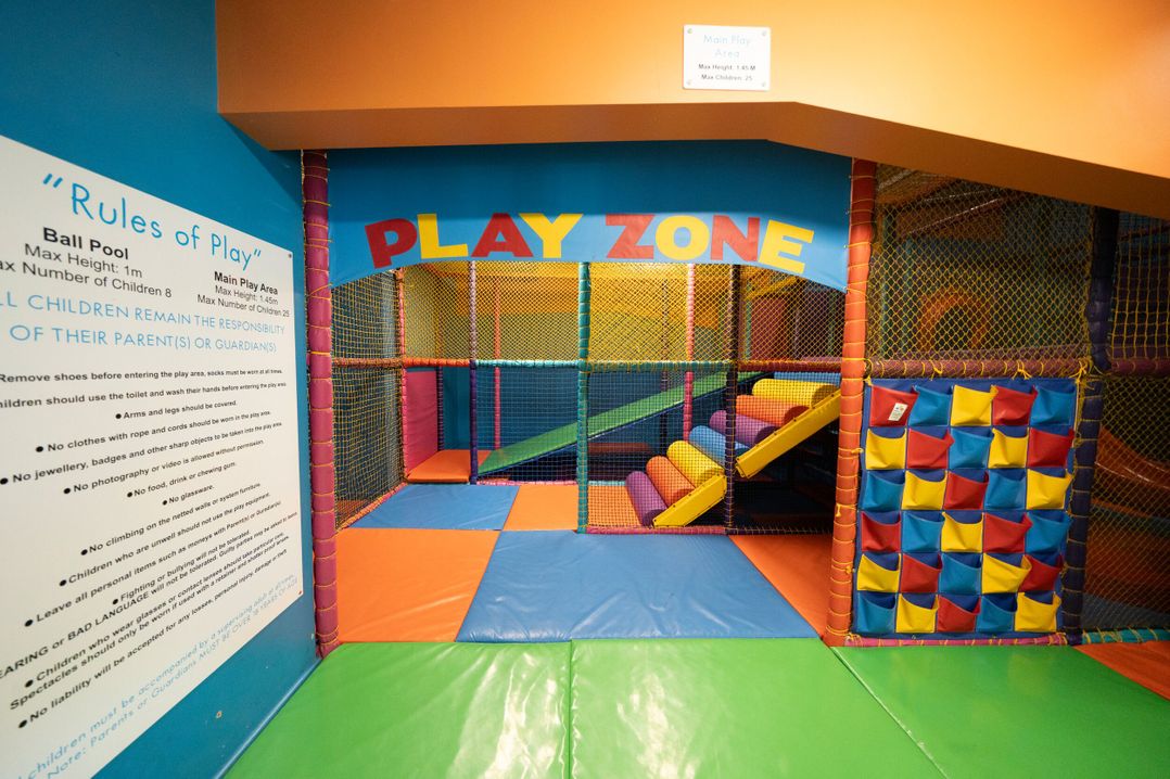 Moonlit Skylight - Billing Aquadrome