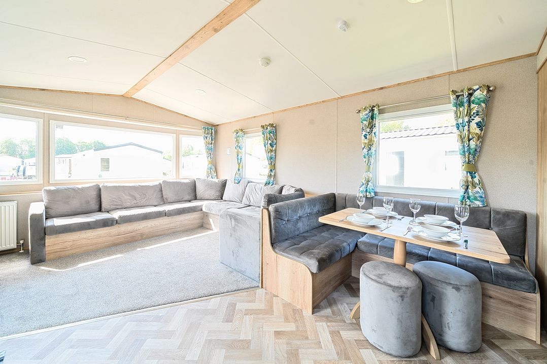 Willowbrook Hideaway - Billing Aquadrome