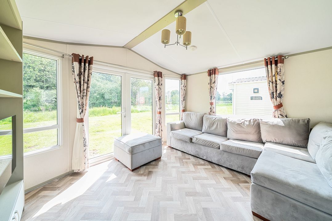 Island Breeze - Hayling Island