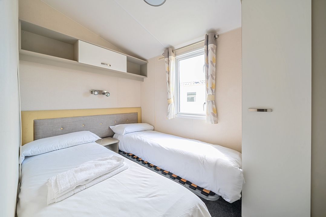 Island Breeze - Hayling Island