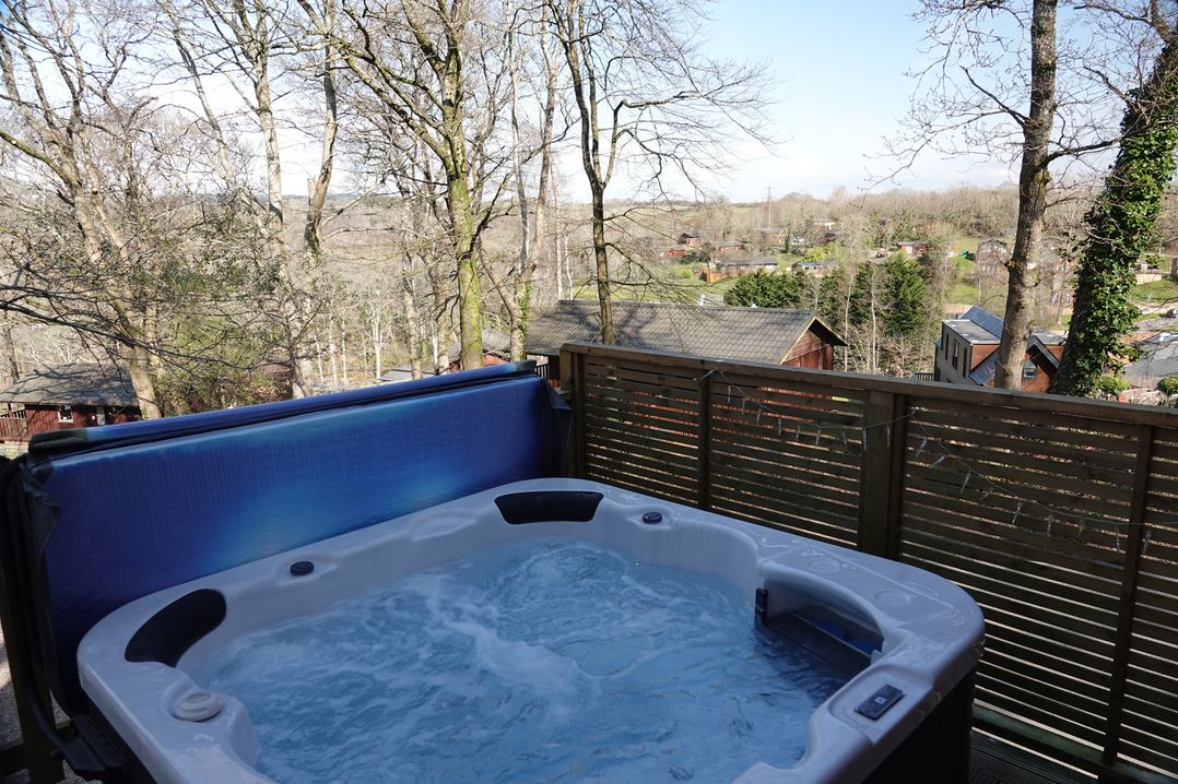 Acorn Lodge