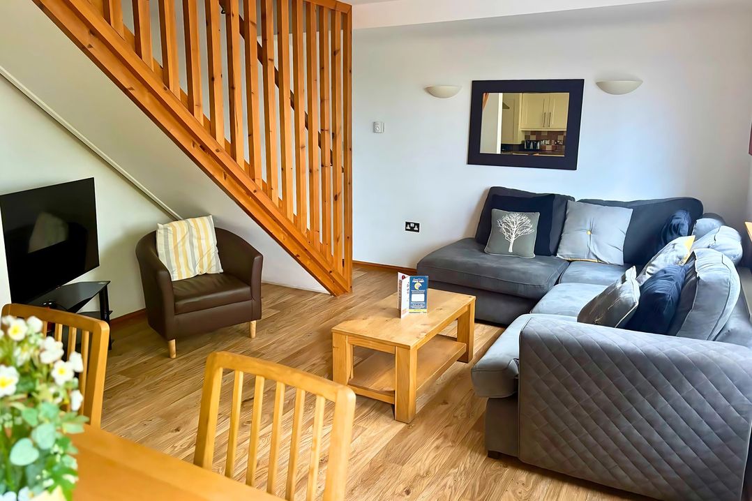 Acorn Lodge