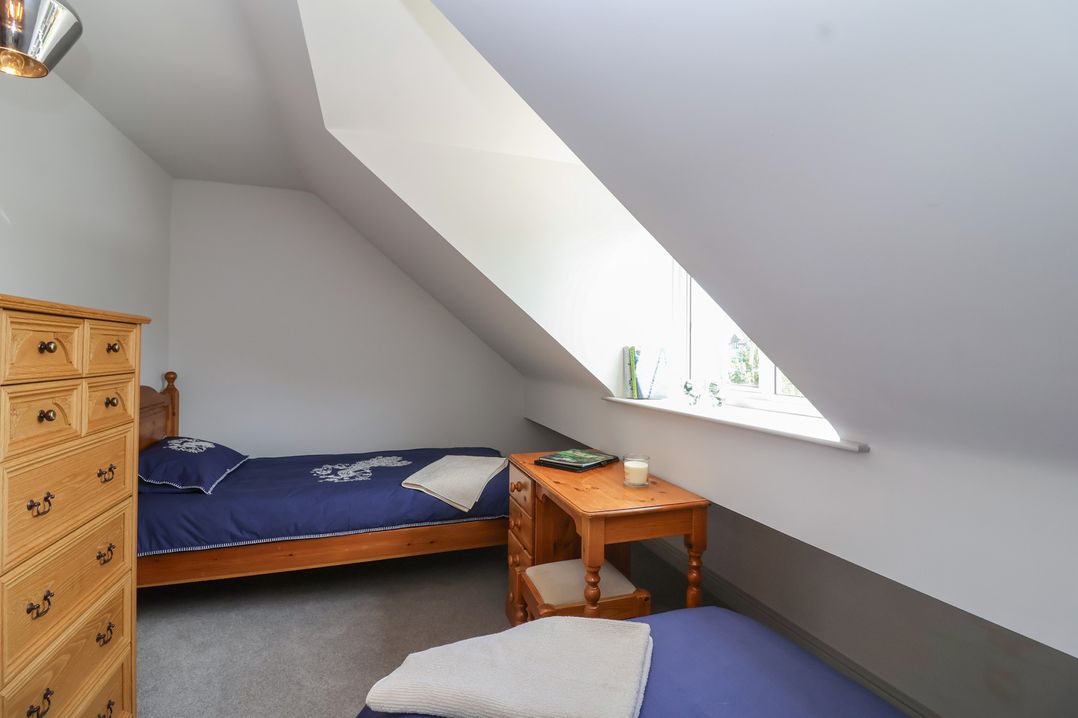 Leafield Cottage