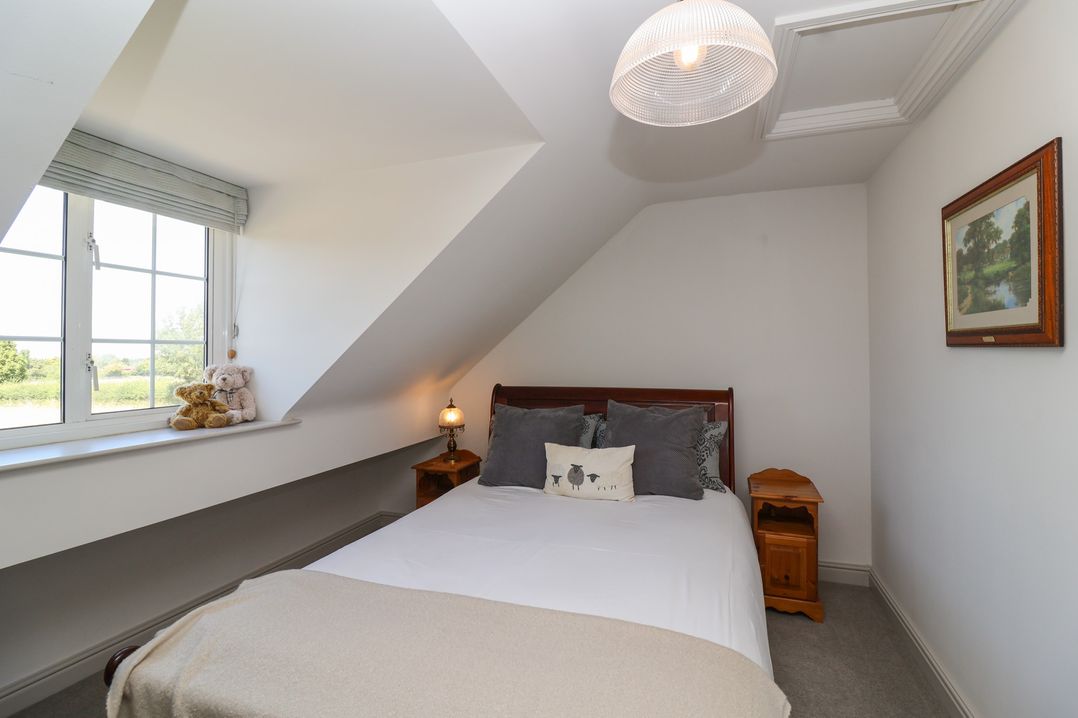 Leafield Cottage