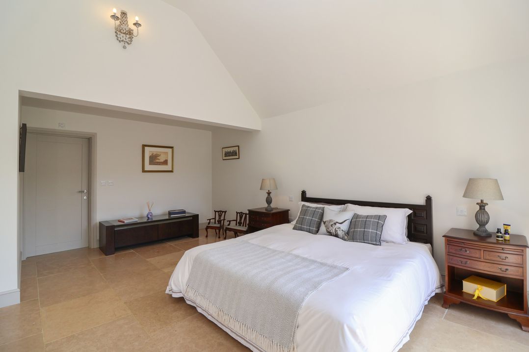 Leafield Cottage