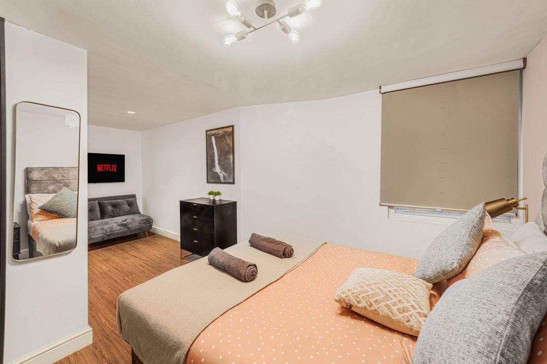 Central Vista Retreat