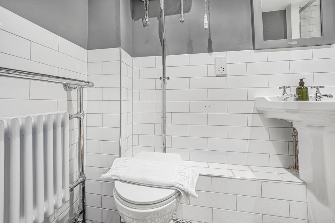 Central Vista Retreat