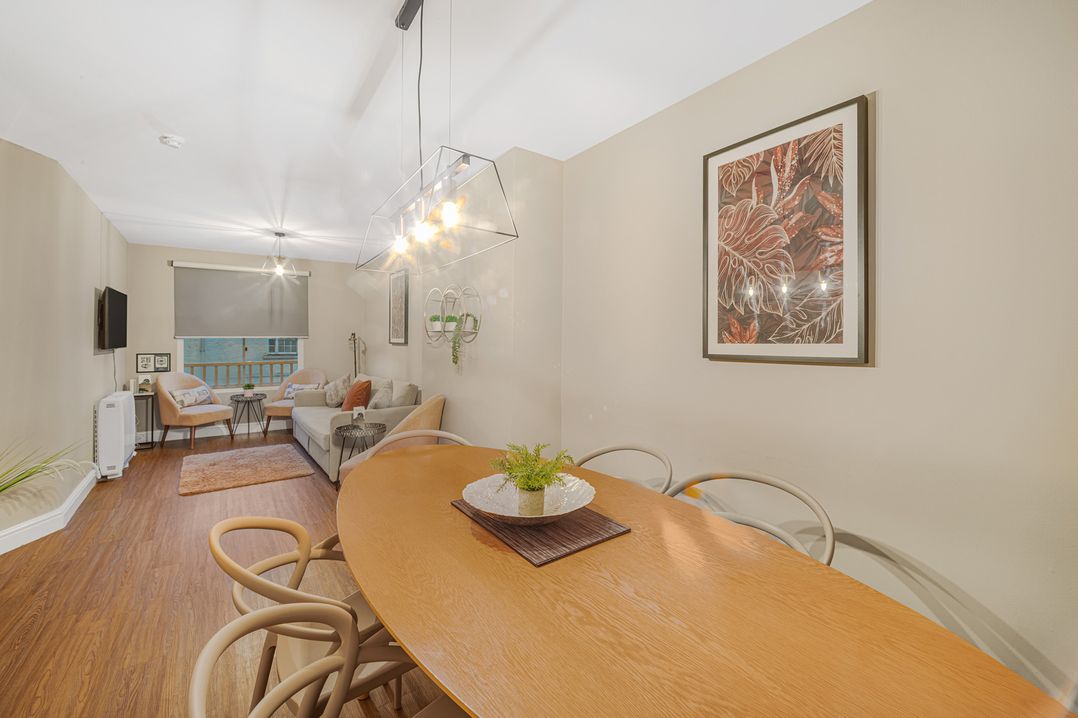 Ravenswood Penthouse