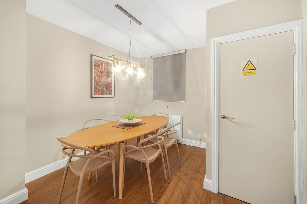 Ravenswood Penthouse