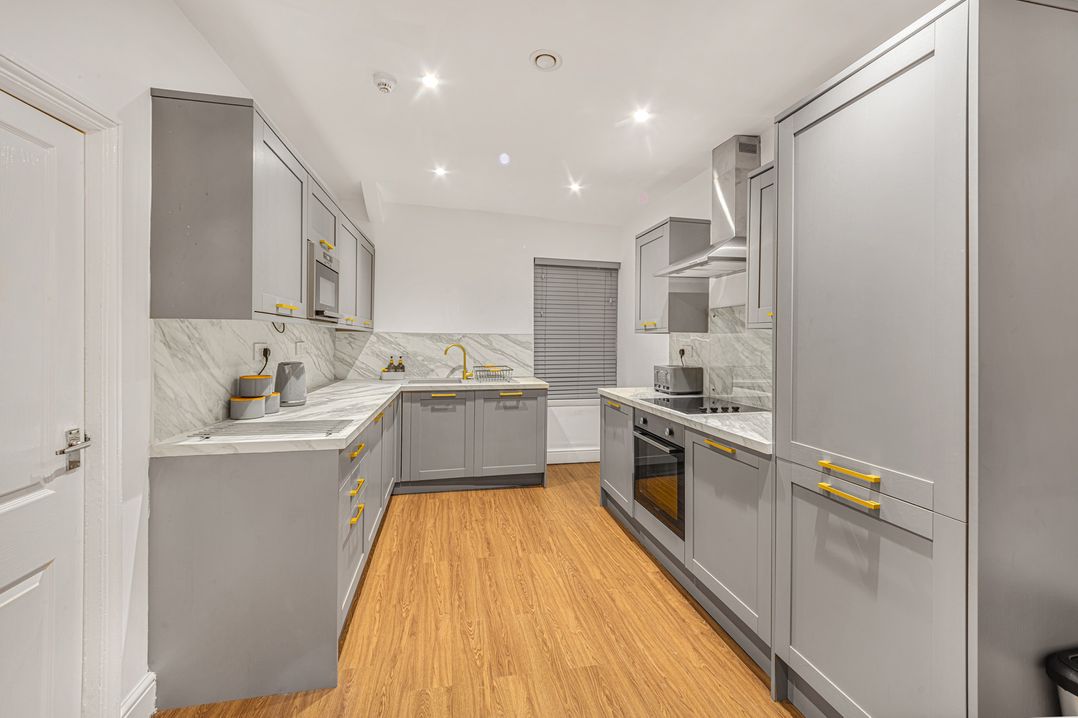 Ravenswood Penthouse