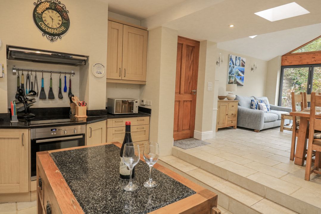 Shipwrights, 11 Coronation Road