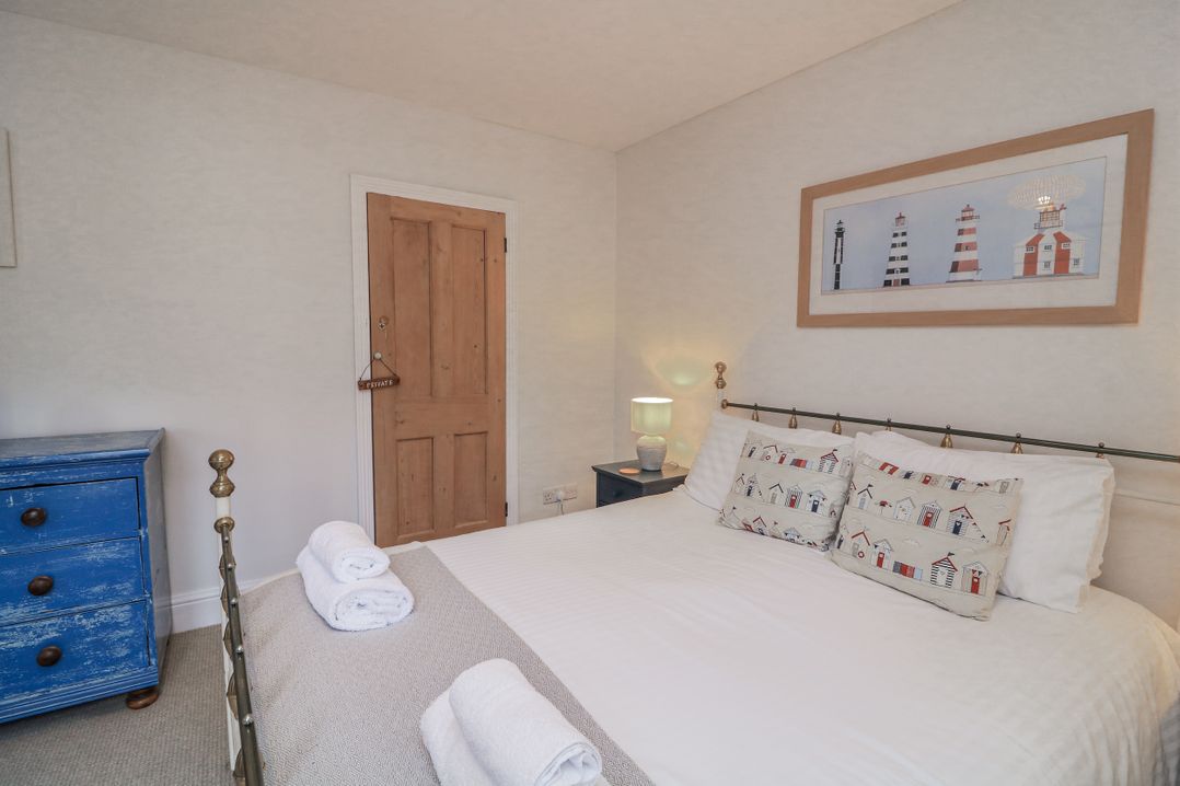 Shipwrights, 11 Coronation Road