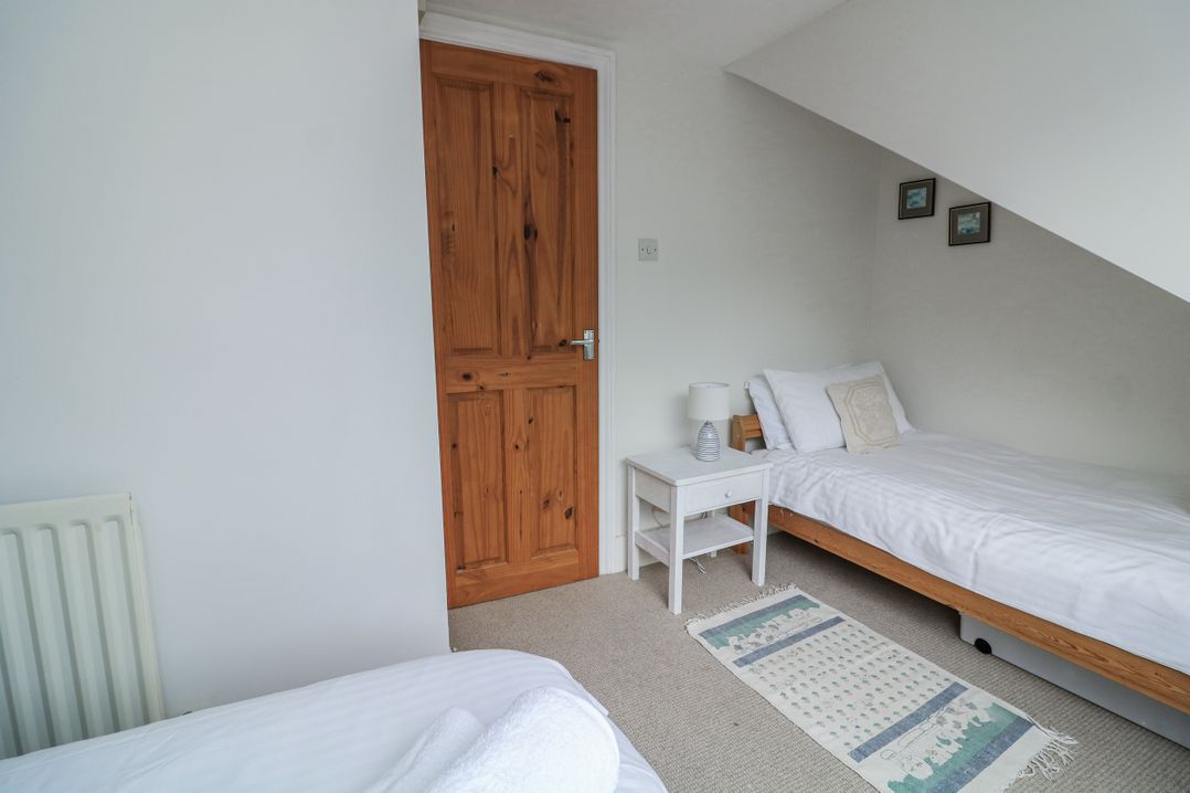 Shipwrights, 11 Coronation Road