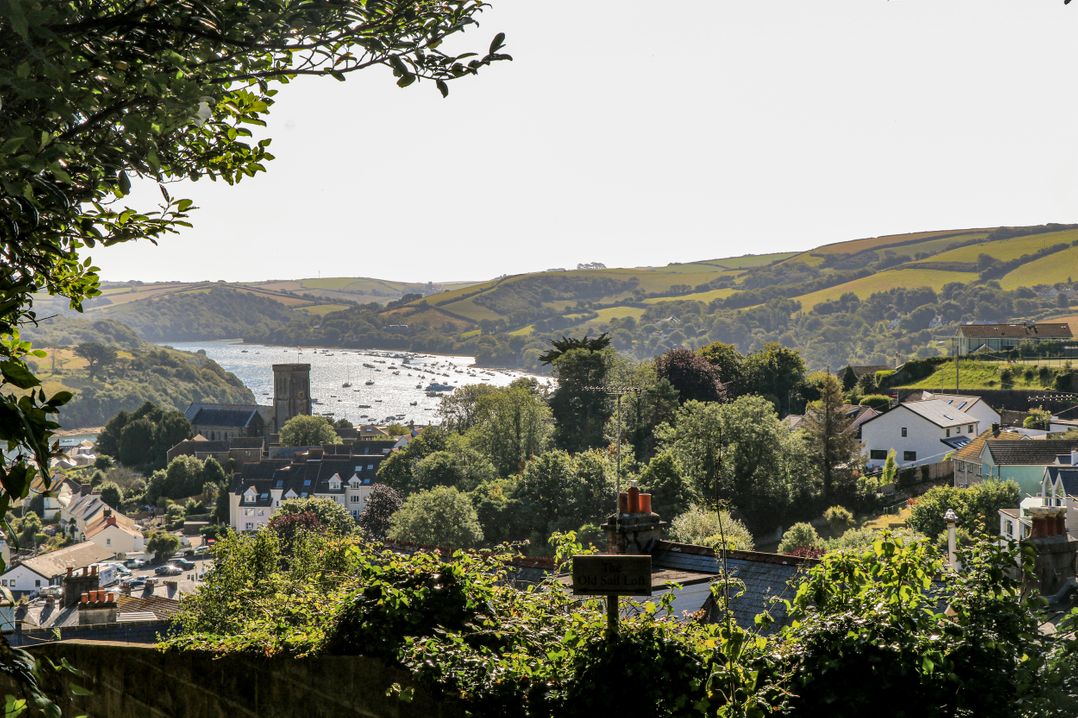 Shipwrights, 11 Coronation Road