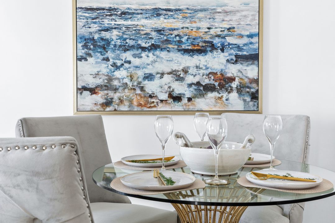 The Renoir Sea View Suite