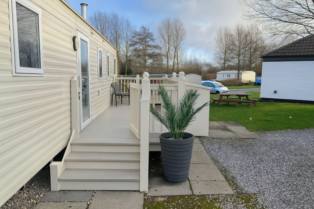 Marton Mere Holiday Village - 18682