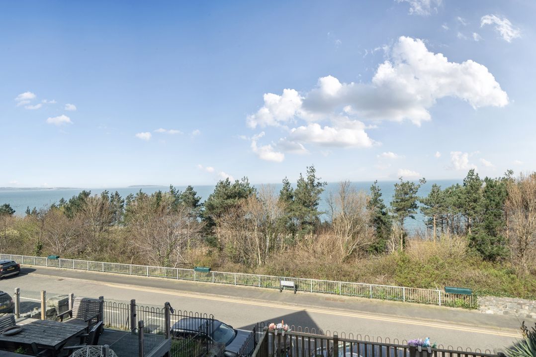 Sea View Escape