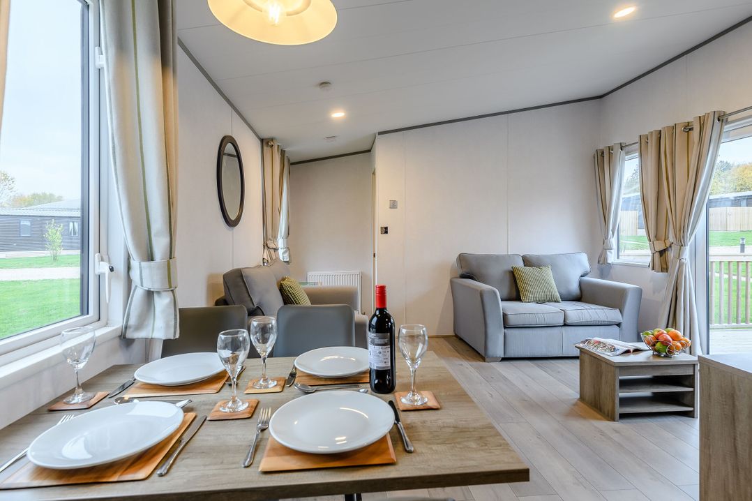 The Kinder Spa (Pet)