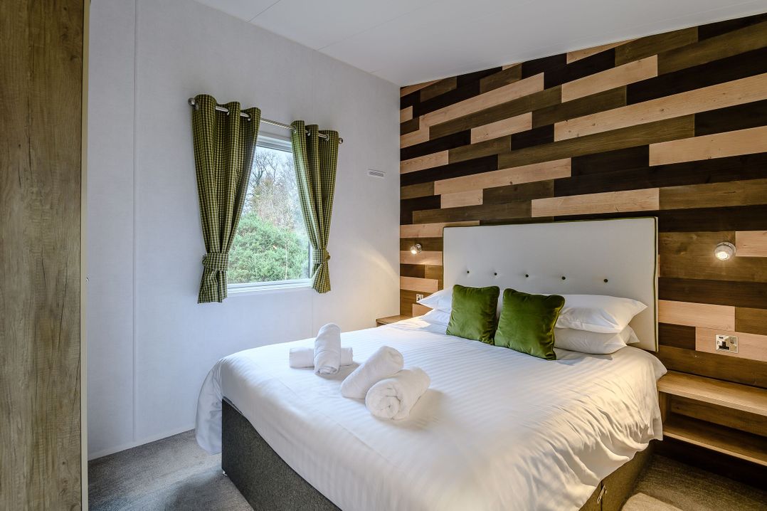 The Kinder Spa (Pet)