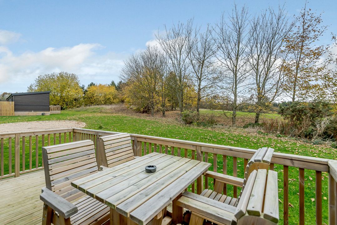 The Kinder Spa (Pet)