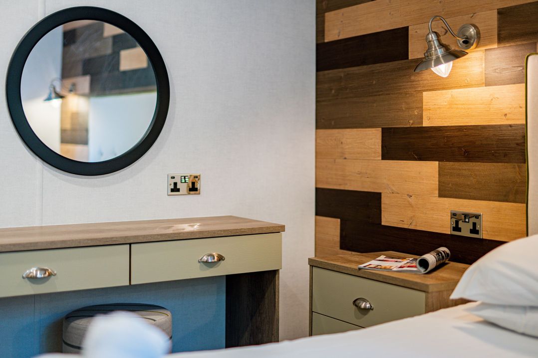 Brayford Lodge Spa (Pet)