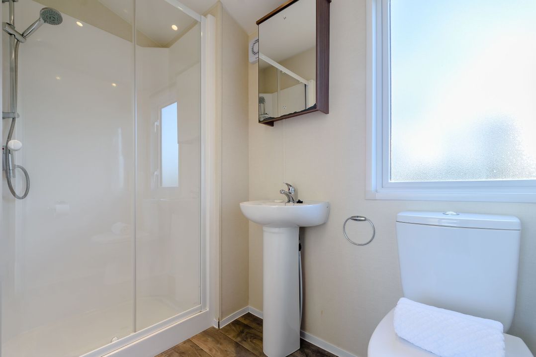 Alder Waterside Spa (Pet)