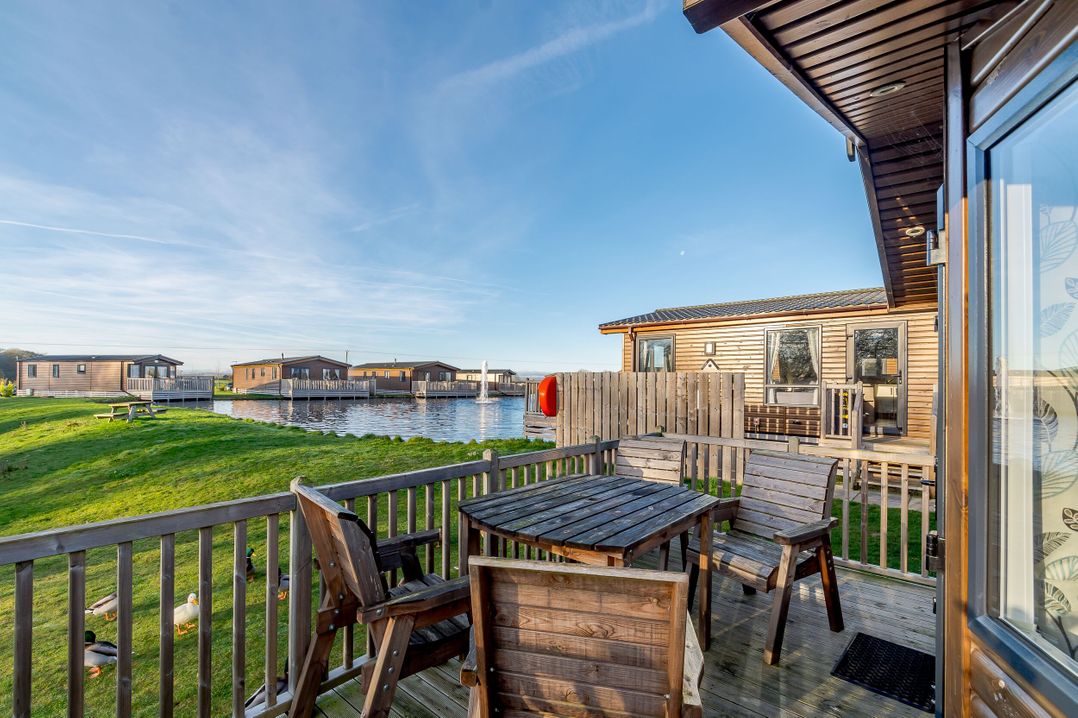 Alder Waterside Spa (Pet)