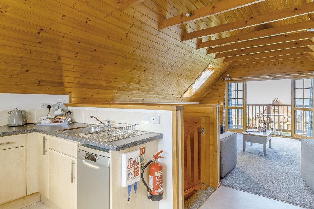 Scandinavian Hot Tub Lodge