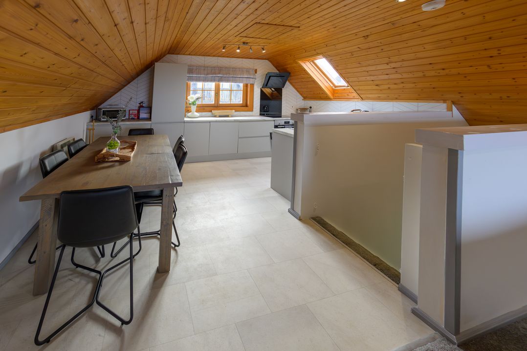 Senara Hot Tub Lodge (Pet)