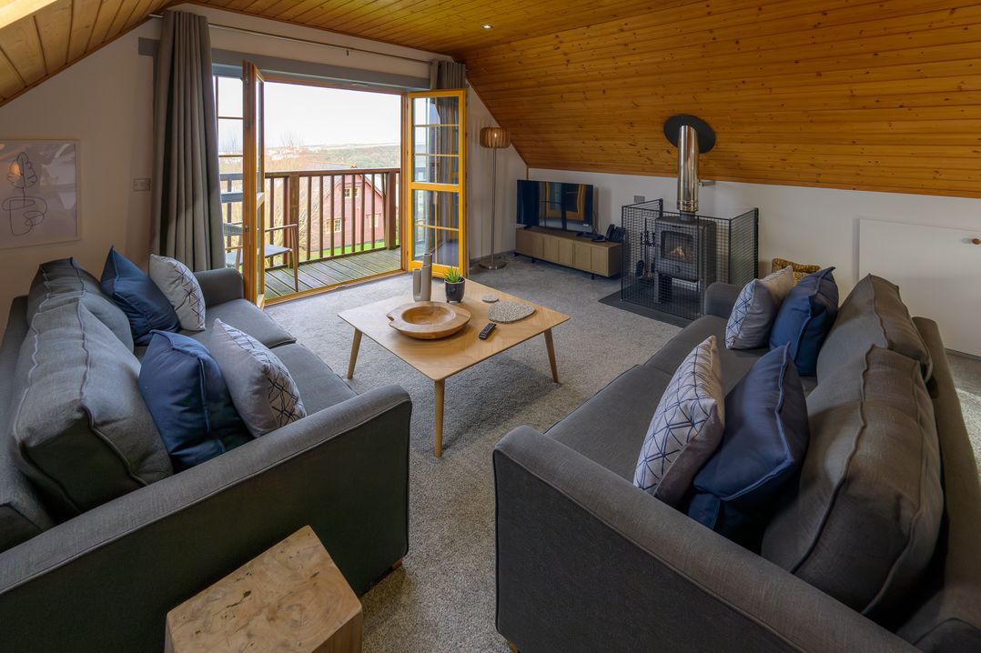 Senara Hot Tub Lodge (Pet)