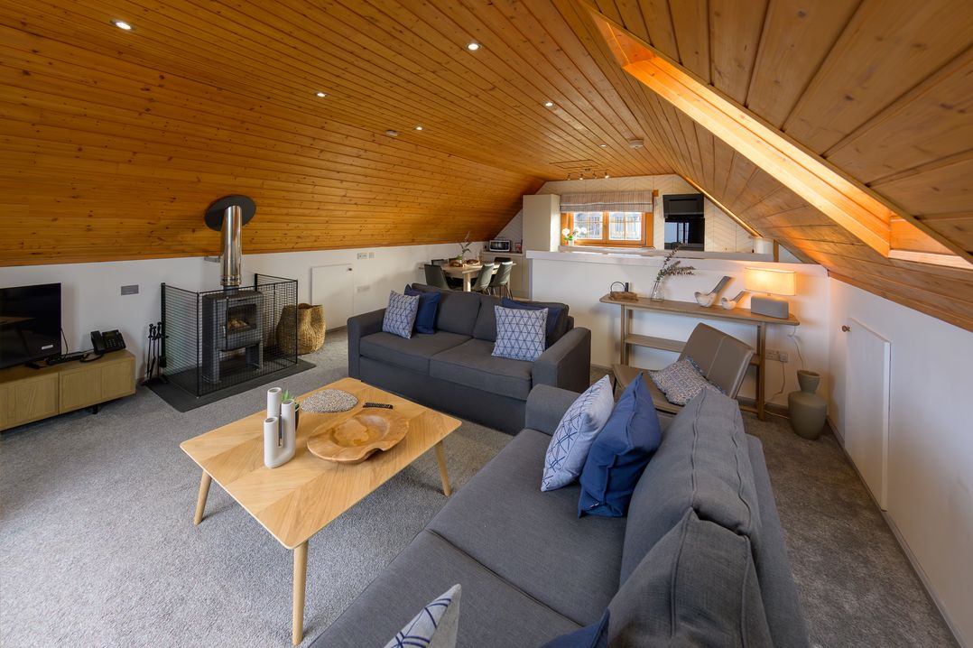 Senara Hot Tub Lodge (Pet)