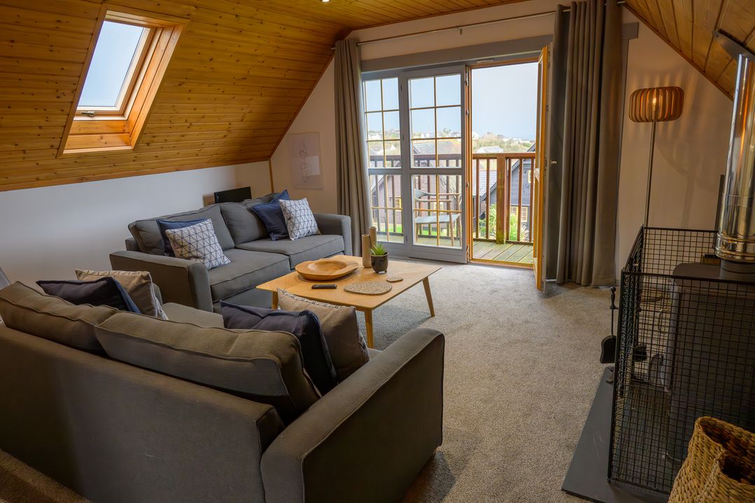 Senara Hot Tub Lodge (Pet)