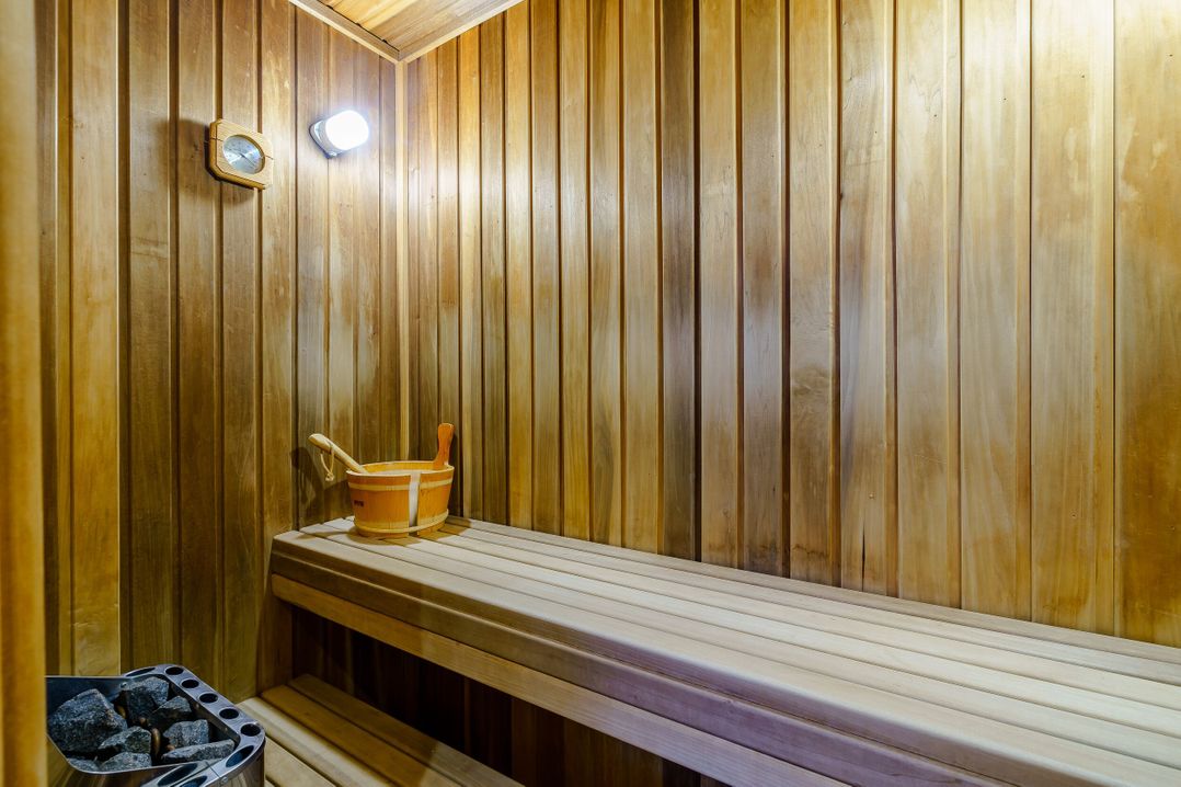 Muirloch Spa Plus (Pet)