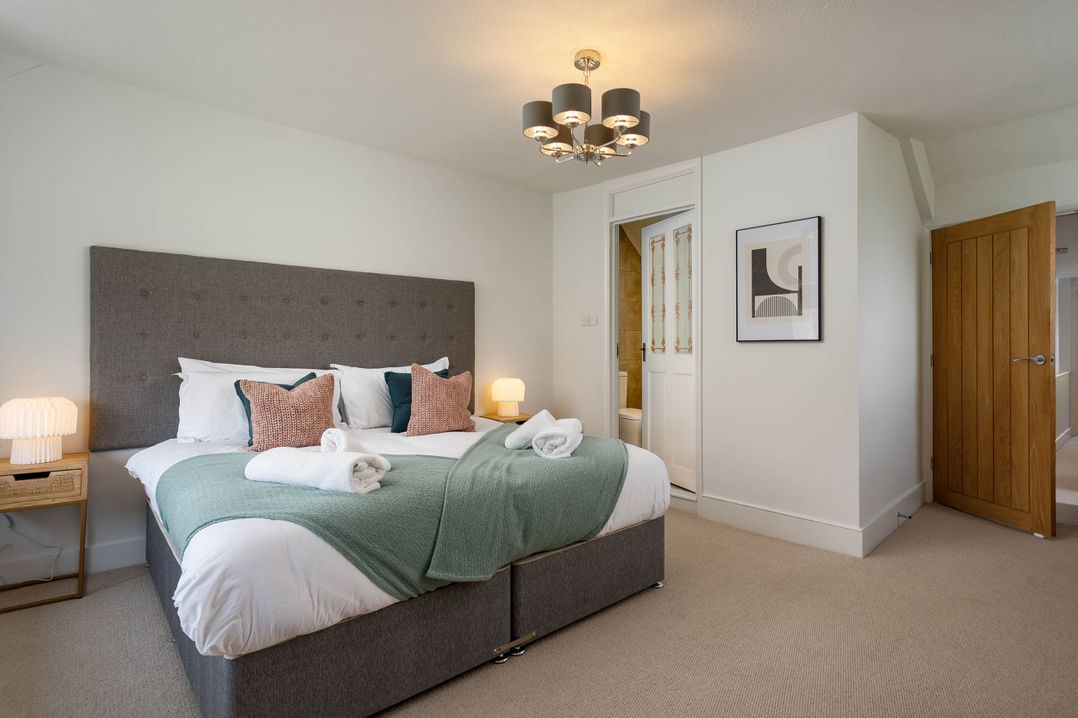 Whalesborough Cottage Spa