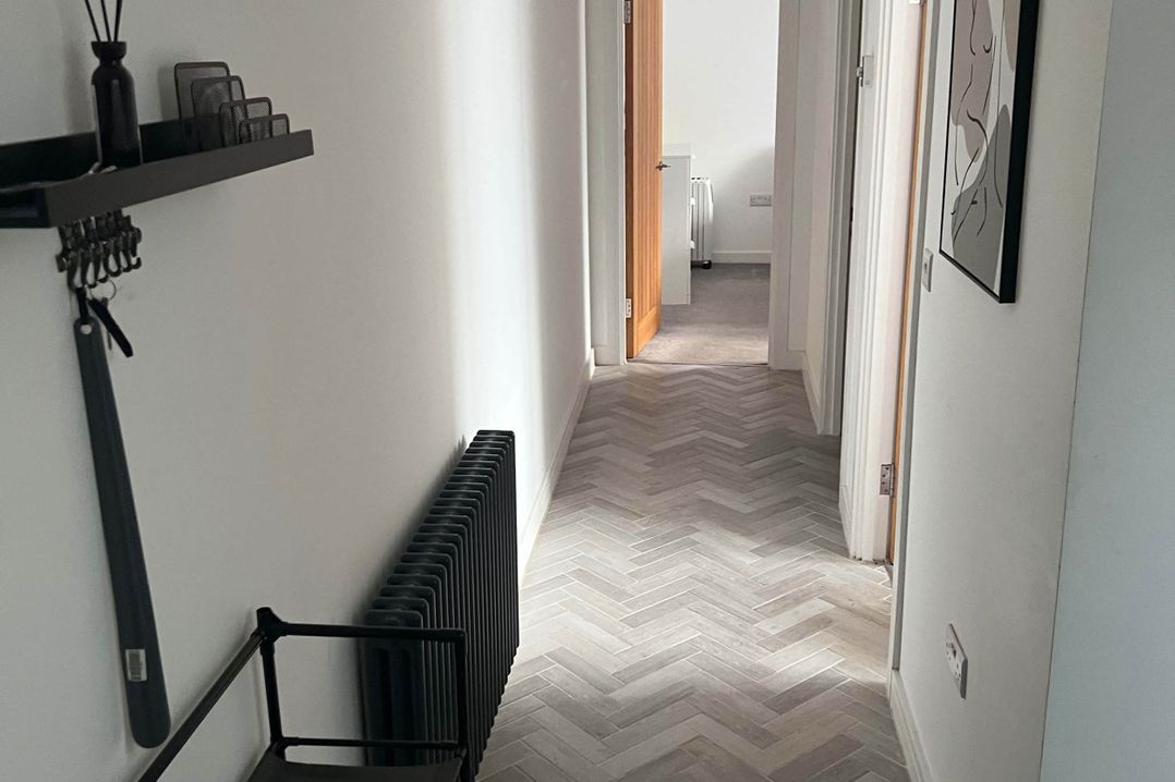 Modern Seaside Cottage - Sleeps 5