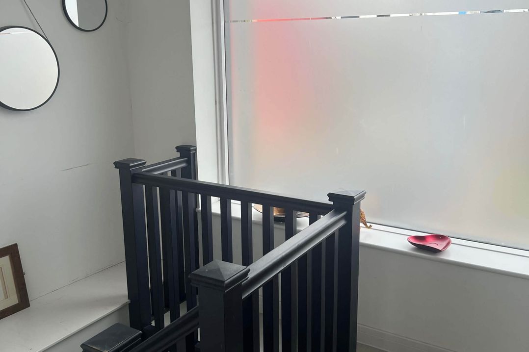 Modern Seaside Cottage - Sleeps 5