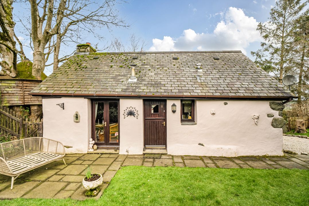 Converted Stone Barn -20 Acres - Farm Animals!