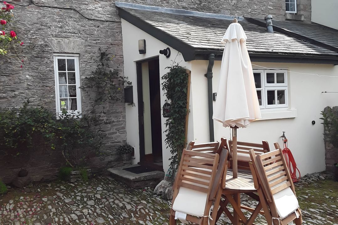 Quiet cottage on the rural edge of Brixham
