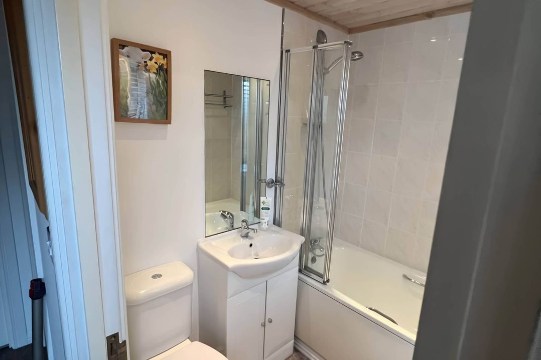 2 Bed Lodge-Sleeps 4-stunning views -Pet Friendly