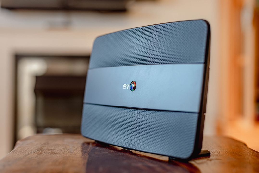 Luxury 2 Bed Room Lake View Apt Bowness Parking