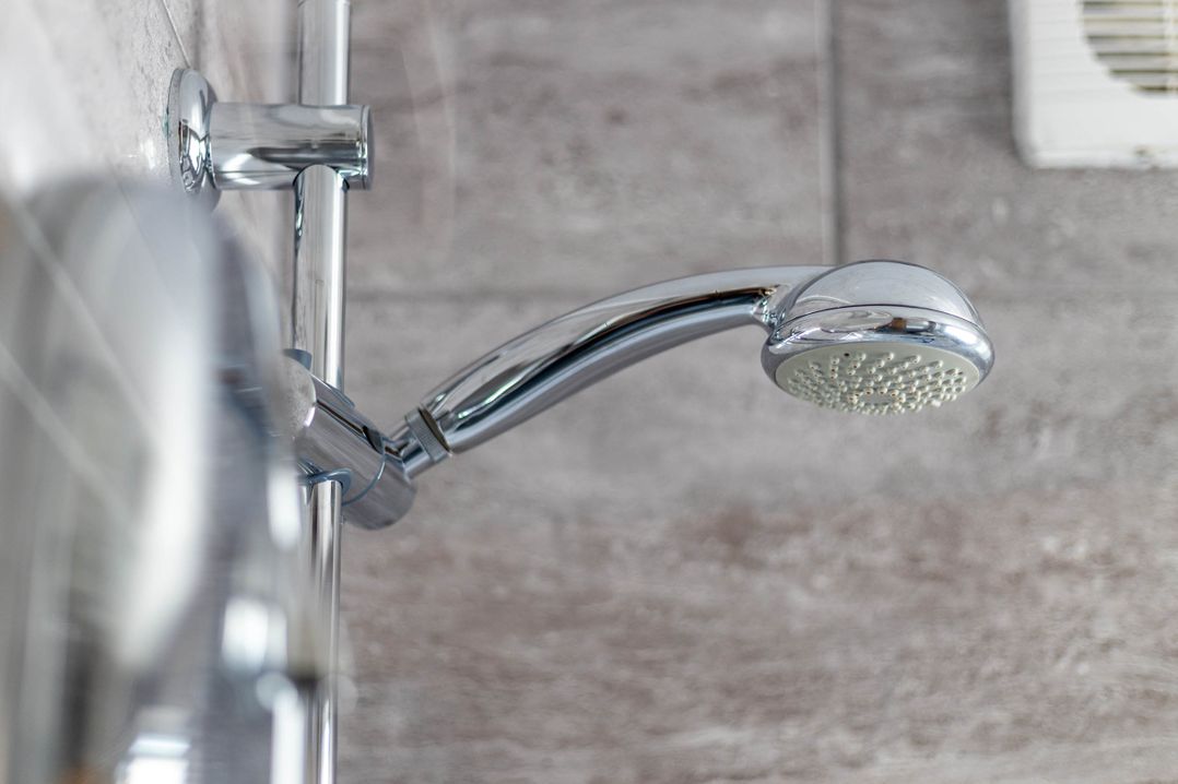 Luxury 2 Bed Room Lake View Apt Bowness Parking