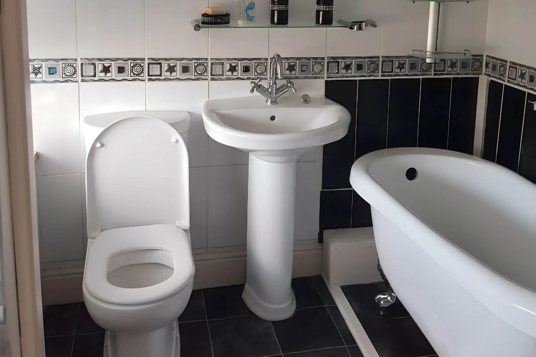 House - Sleeps 7 - Garden - Pets Ok - Parking