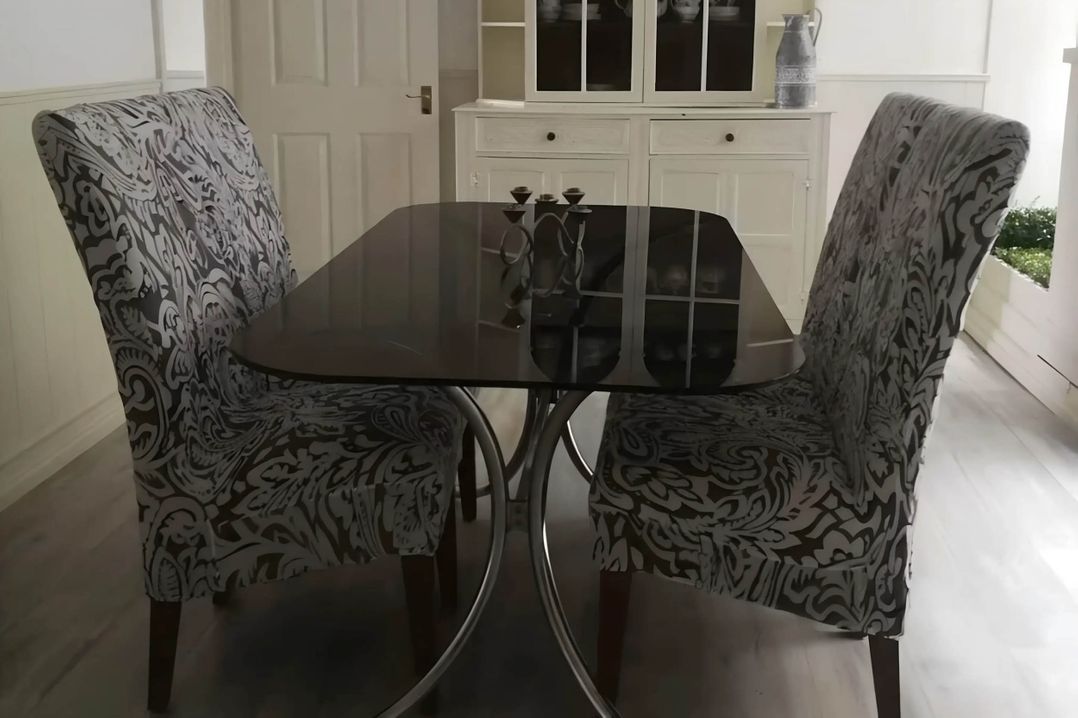 House - Sleeps 7 - Garden - Pets Ok - Parking