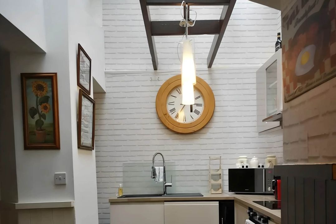 House - Sleeps 7 - Garden - Pets Ok - Parking