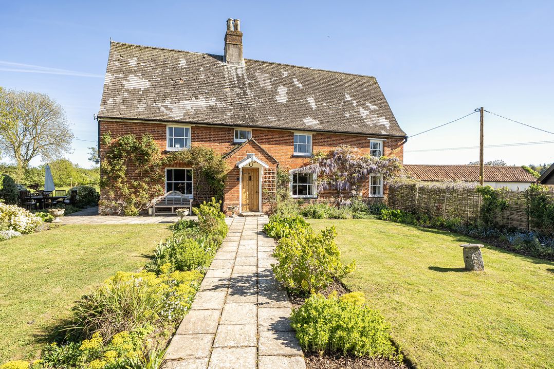 Cutbush Farmhouse