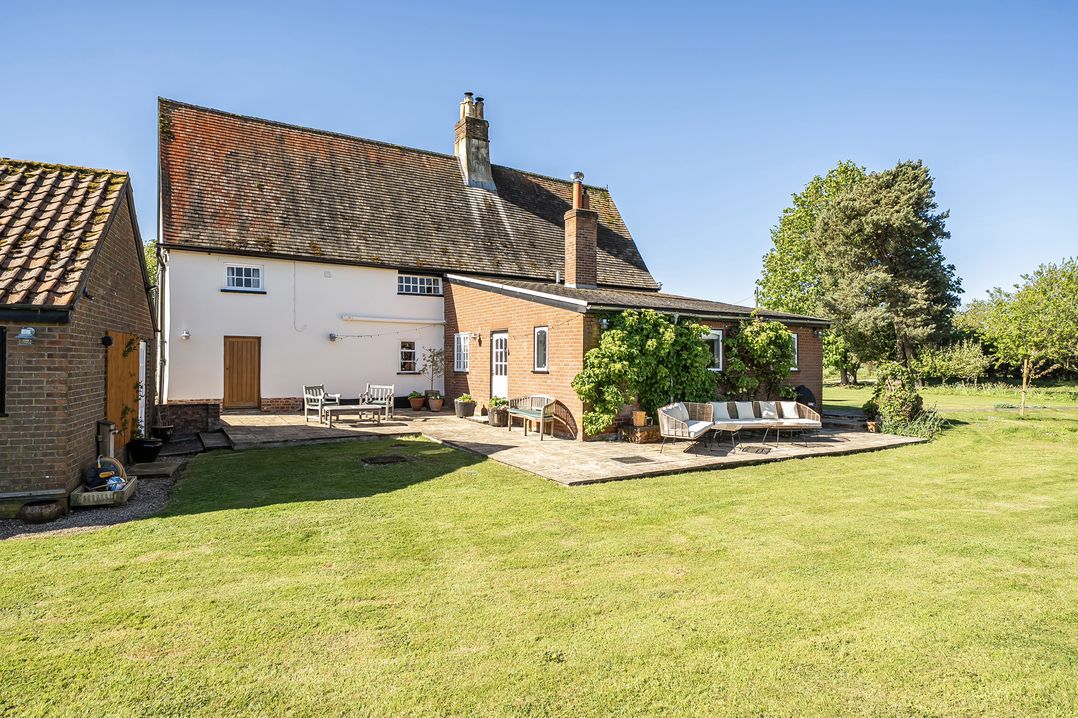 Cutbush Farmhouse