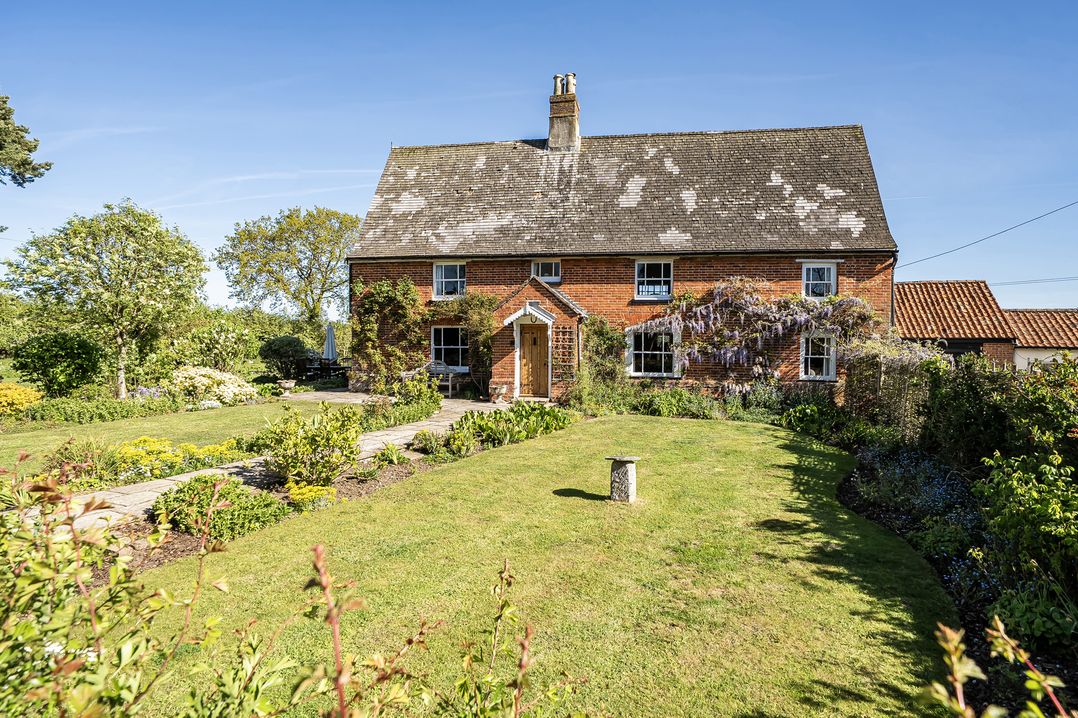 Cutbush Farmhouse