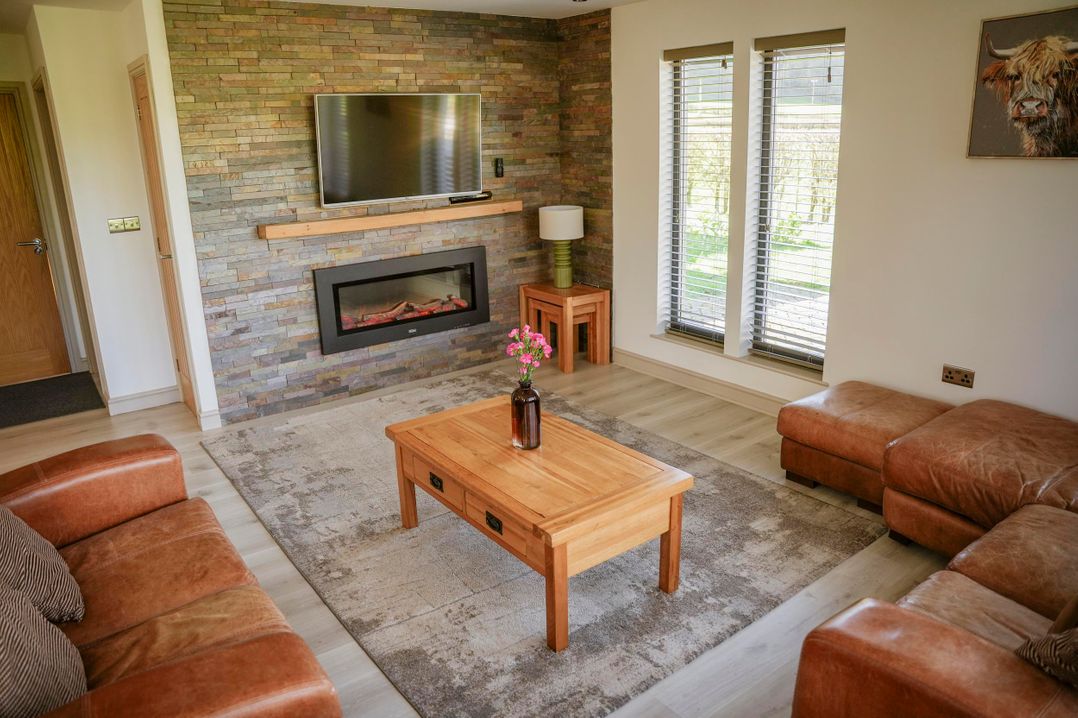 Oak Lodge
